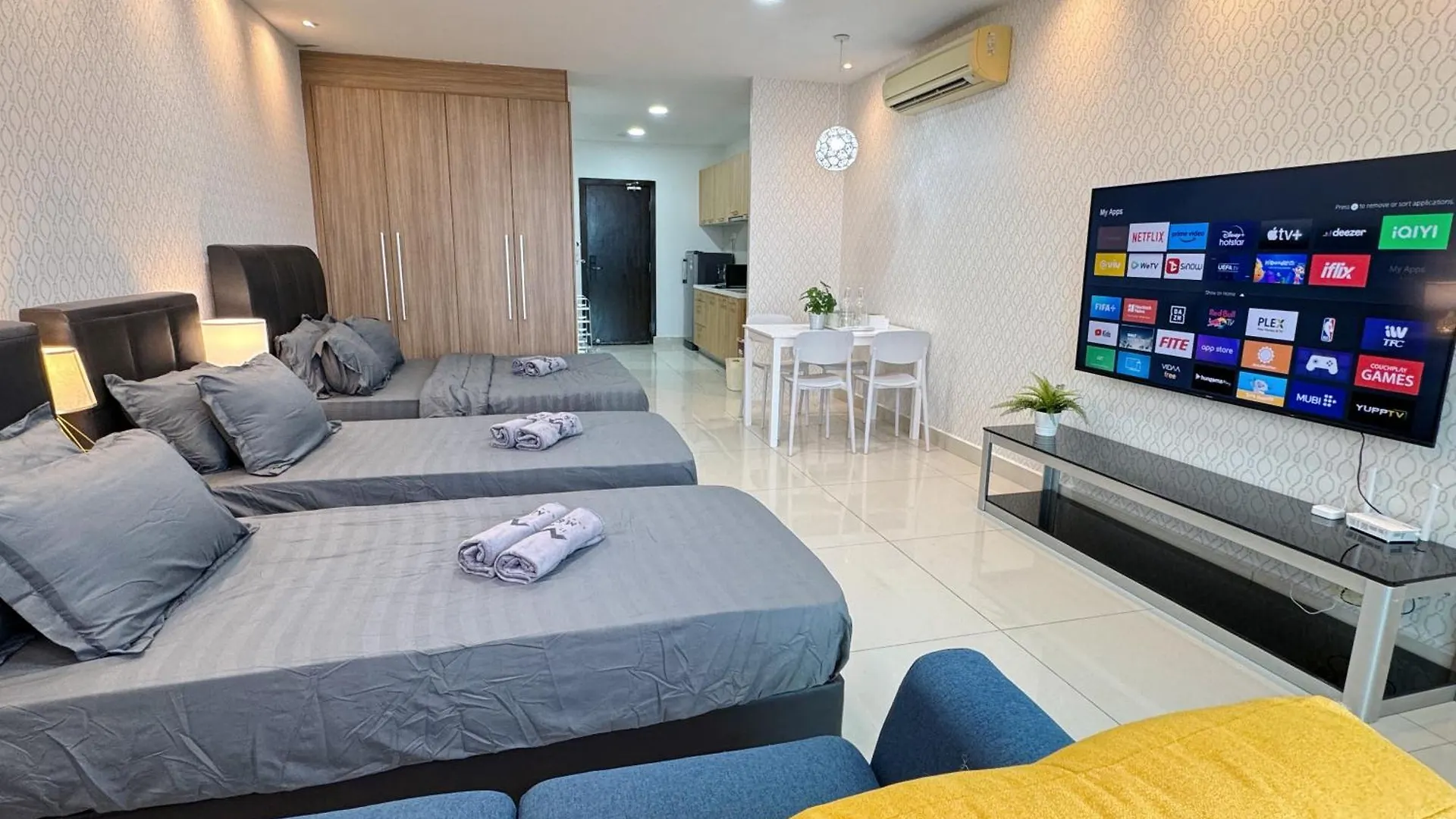 Ksl City Mall 4-6Pax Netflix-Smarttv 65Inch Johor Bahru 0*,